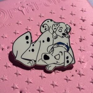 Authentic Disney pin Sweet Dreams Perdita